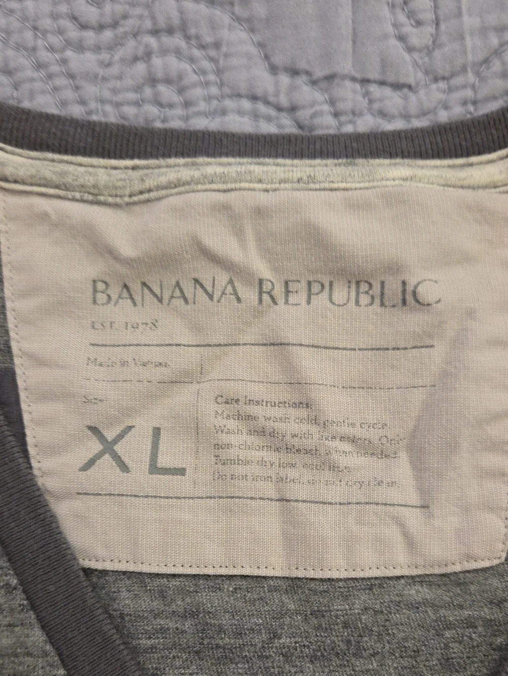 Banana Republic Gray Striped Short Sleeve Tee Size XL!